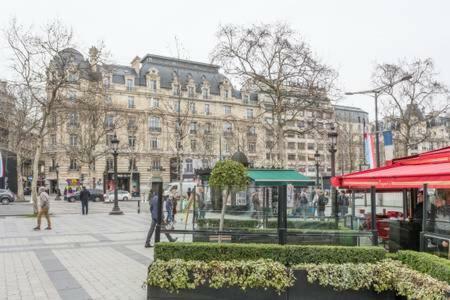 Ferienwohnung *** Champs Elysees Studio Paris Exterior foto